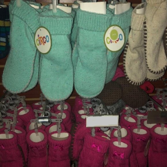 BABY BOOTIES NEW WITH TAGS (Lot of 20) - Picture 1 of 1